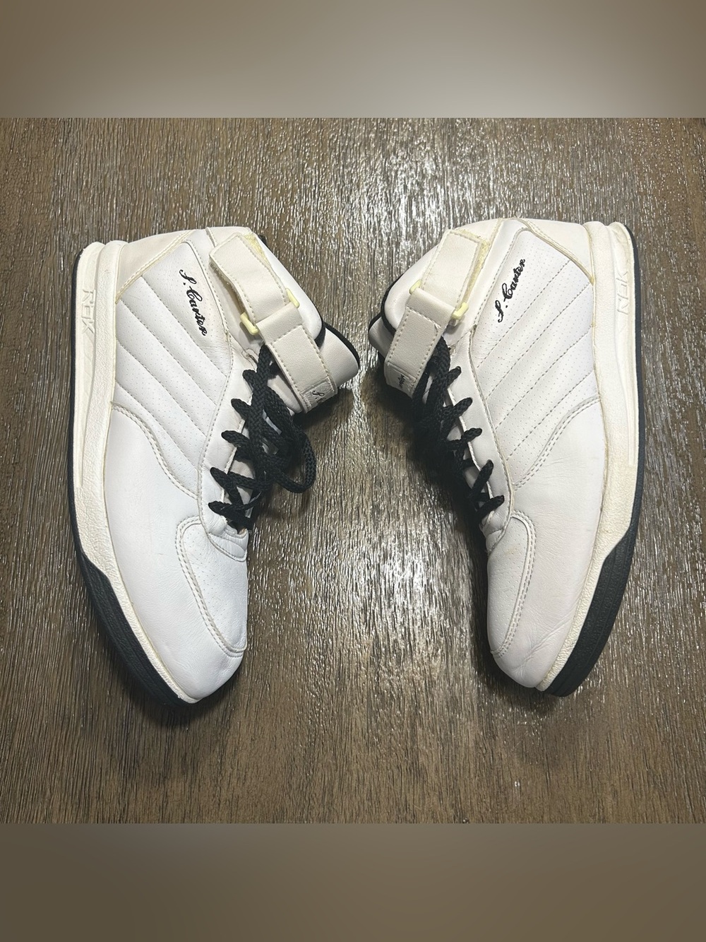 S. Carter Reebok Shoes
Size 5 White / black JAY Z roc a fella Original Sneakers